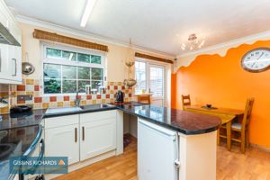 Kitchen/Diner- click for photo gallery